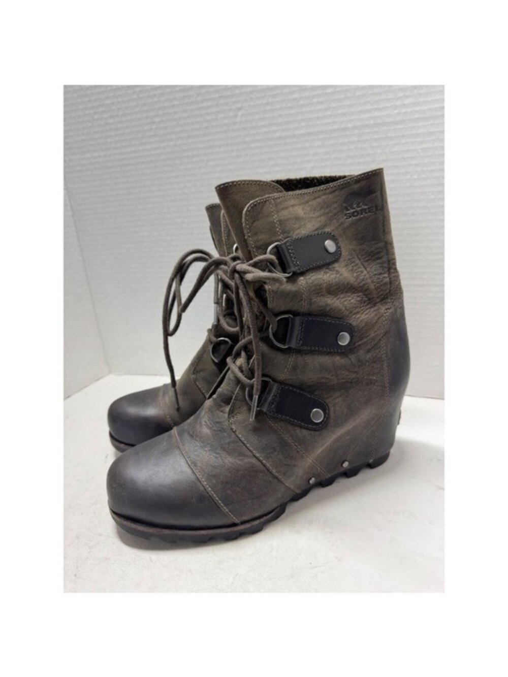 Sorel Joan of Arctic Wedge Mid Boots Brown Leather Lace Up NL1987-028 Womens 9